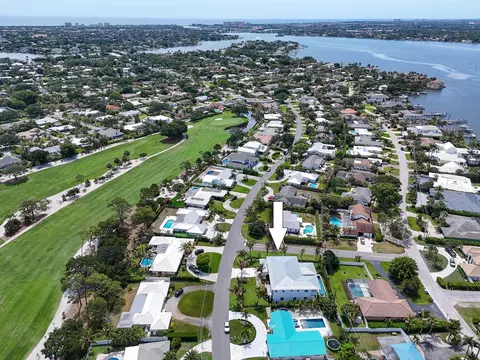 View/Area - 91 Golfview Dr, Tequesta, FL 33469 photo 6 of 6