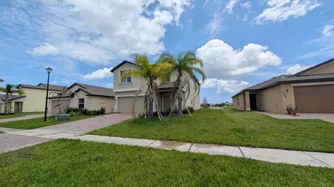786 Worlington Ln, Fort Pierce, FL 34947