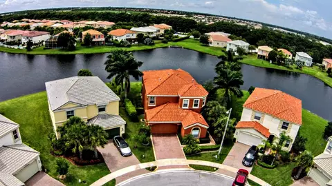 2701 Shaughnessy Dr, Wellington, FL 33414
