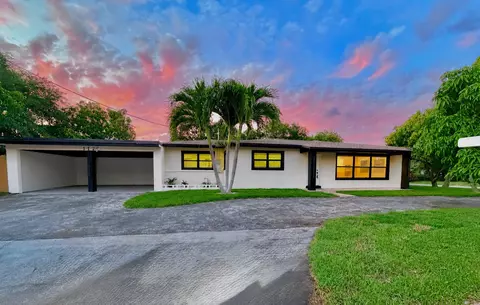 117 SE 22nd Ave, Boynton Beach, FL 33435