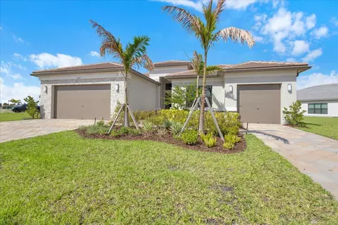 12227 SW Twin Springs Dr, Port Saint Lucie, FL 34987