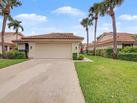 2631 Mohawk Cir, West Palm Beach, FL 33409
