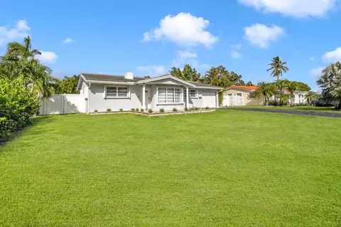 5211 NE 26th Ave, Lighthouse Point, FL 33064