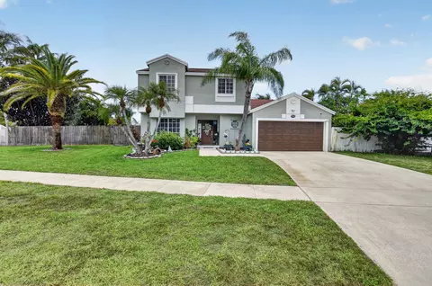 9976 Robins Nest Rd, Boca Raton, FL 33496