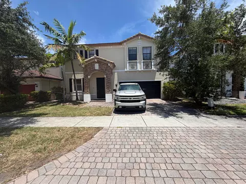 10463 SW 228th Ter, Miami, FL 33190