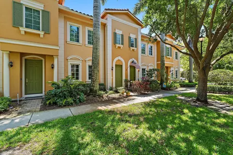 109 Glencullen Cir, Jupiter, FL 33458