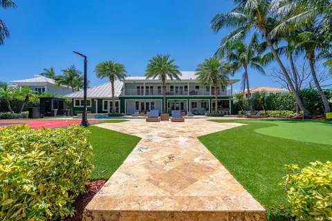 Exterior - 4130 NE 31st Ave, Lighthouse Point, FL 33064 photo 2 of 29