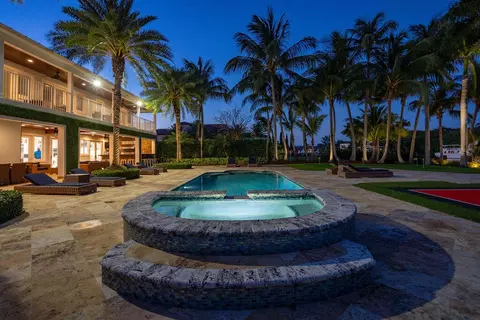 Exterior - 4130 NE 31st Ave, Lighthouse Point, FL 33064 photo 23 of 29