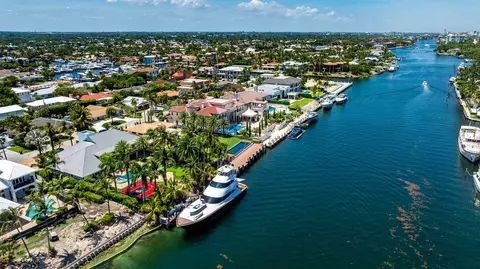 View/Area - 4130 NE 31st Ave, Lighthouse Point, FL 33064 photo 7 of 12