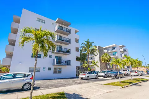 1750 Jefferson St #507, Hollywood, FL 33020