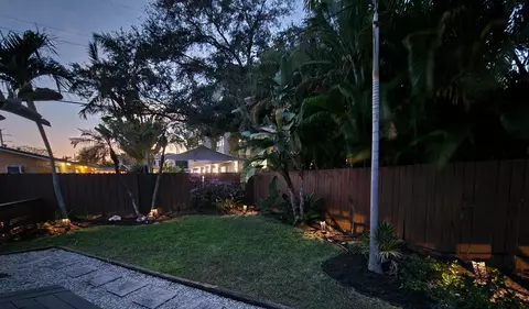 1207 NE 12th Ave, Fort Lauderdale, FL 33304
