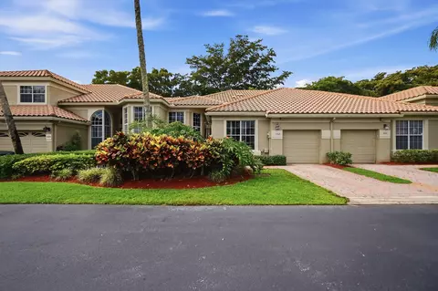 17242 Boca Club Blvd #102, Boca Raton, FL 33487