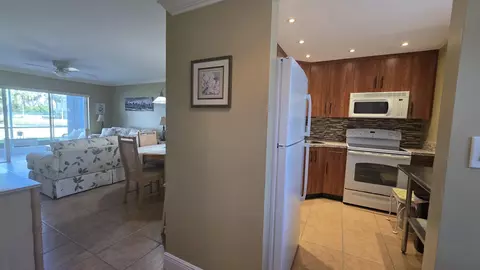 600 NE 2nd St #108, Dania Beach, FL 33004