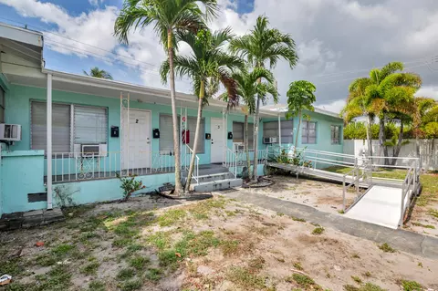 258 Conniston Rd, West Palm Beach, FL 33405
