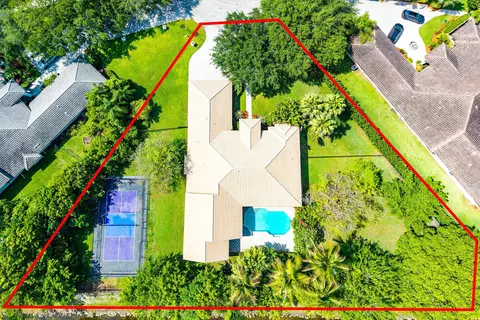 11600 NW 5th St, Plantation, FL 33325