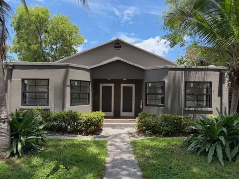 521 48th St, West Palm Beach, FL 33407