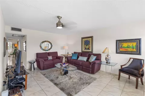 485 Grantham F #485, Deerfield Beach, FL 33442