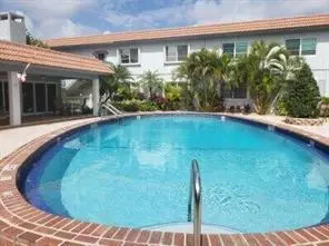 659 W Oakland Park Blvd #204, Wilton Manors, FL 33311