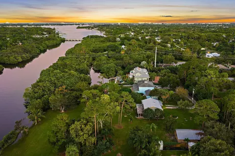 View/Area - 6035 N 180th St N, Jupiter, FL 33458 photo 8 of 9