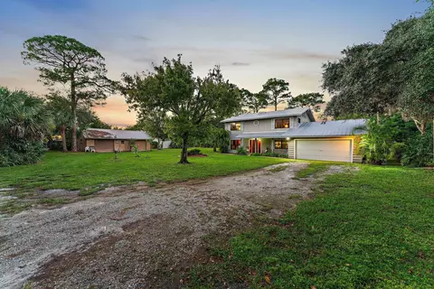 Exterior - 6035 N 180th St N, Jupiter, FL 33458 photo 2 of 13