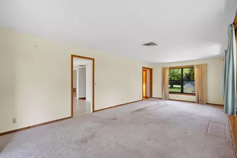 Living - 6035 N 180th St N, Jupiter, FL 33458 photo 4 of 5