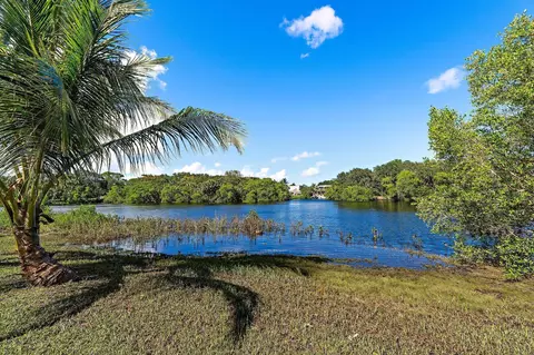 View/Area - 6035 N 180th St N, Jupiter, FL 33458 photo 3 of 9