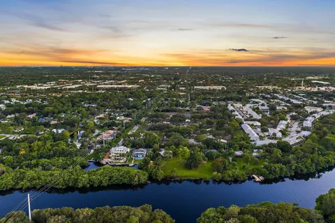 View/Area - 6035 N 180th St N, Jupiter, FL 33458 photo 6 of 9