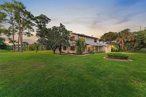 Exterior - 6035 N 180th St N, Jupiter, FL 33458 photo 3 of 13