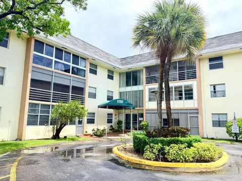 5180 E Sabal Palm Blvd #228, Tamarac, FL 33319