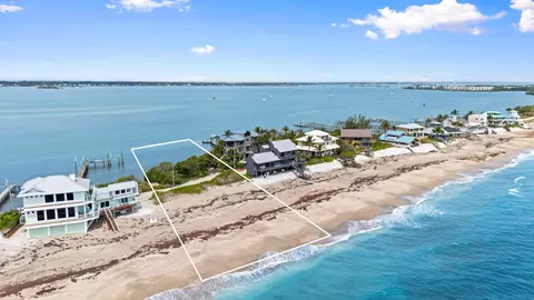 918 SE Macarthur Blvd, Stuart, FL 34996