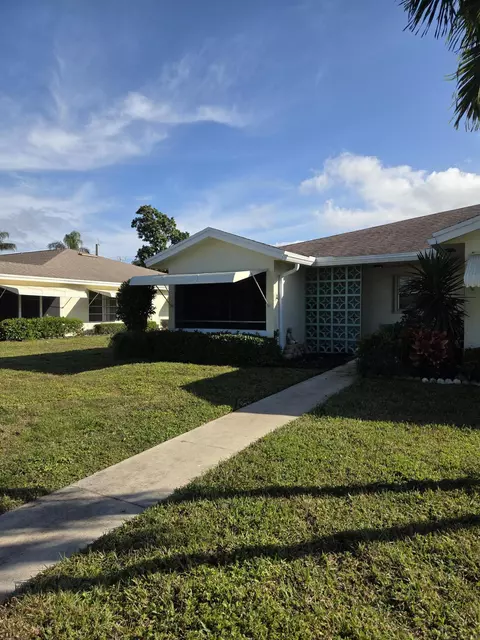 5042 Lakefront Blvd #A, Delray Beach, FL 33484