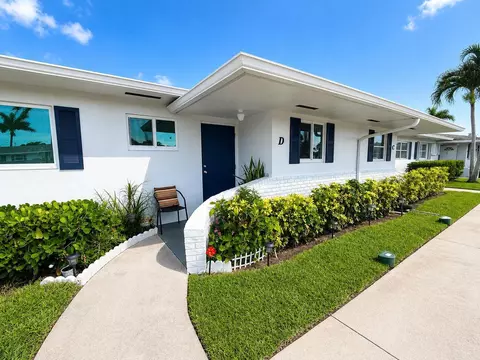 2716 Emory Dr E #D, West Palm Beach, FL 33415