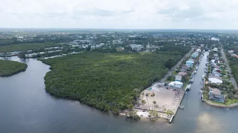 Unassigned SE Delafield Street, Hobe Sound, FL 33455