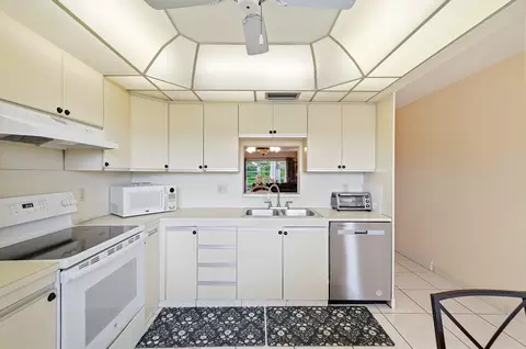 3201 Portofino Pt #E3, Coconut Creek, FL 33066