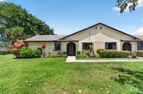 23377 Barlake Dr, Boca Raton, FL 33433