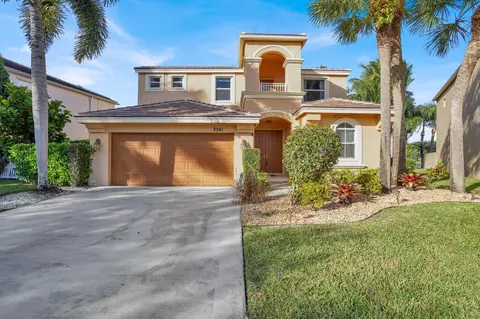 7541 Downwinds Ln, Lake Worth, FL 33467