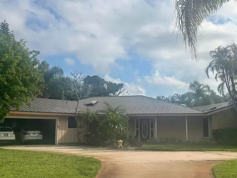 931 NE Town Ter, Jensen Beach, FL 34957
