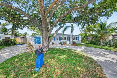 318 Glen Arbor Ter, Boynton Beach, FL 33426