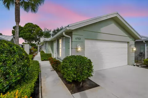 1772 SW Waterfall Blvd, Palm City, FL 34990