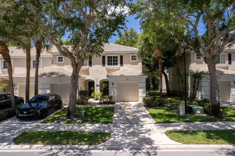 4727 Palmbrooke Cir, West Palm Beach, FL 33417