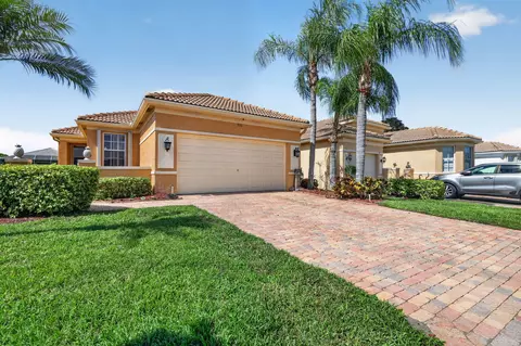 7116 Cataluna Cir, Delray Beach, FL 33446