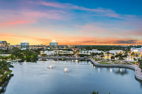 3620 Gardens Pkwy #902B, Palm Beach Gardens, FL 33410