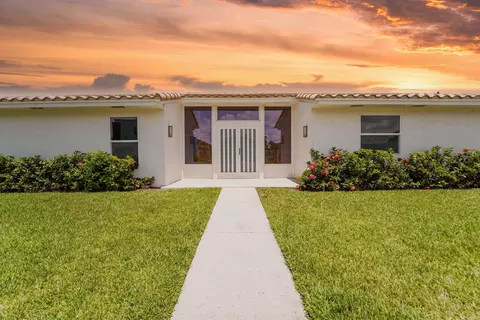5066 NW 3rd Ave, Boca Raton, FL 33431