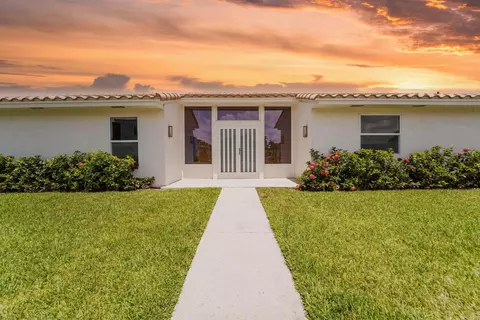 5066 NW 3rd Ave, Boca Raton, FL 33431