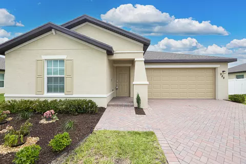 988 Bent Creek Dr, Fort Pierce, FL 34947