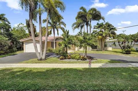429 SW 8th Ter, Boca Raton, FL 33486