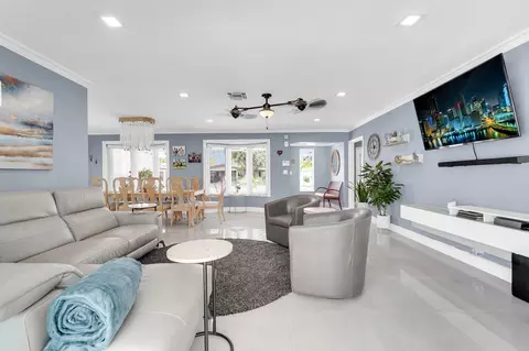 2156 Imperial Point Dr, Fort Lauderdale, FL 33308