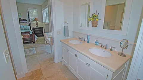 5592 SE Reef Way, Stuart, FL 34997 photo 12