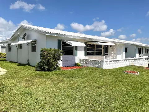 119 SW 10th Ct, Boynton Beach, FL 33426