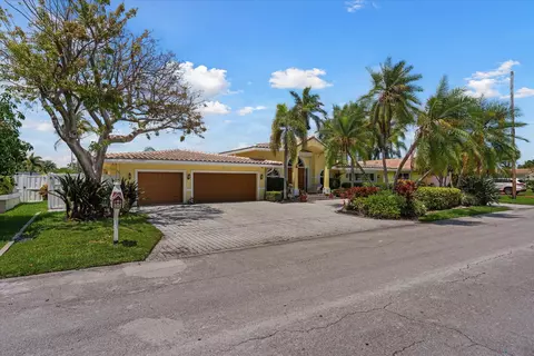 2141 NE 29th St, Lighthouse Point, FL 33064